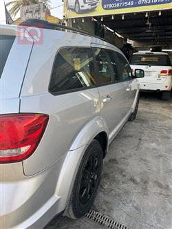 دودج جورني